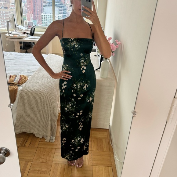 Reformation Frankie Silk Dress - Picture 4 of 11